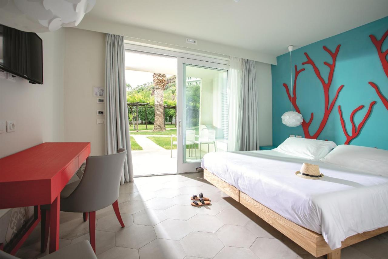 Baia Del Sole Resort Capo Vaticano Extérieur photo