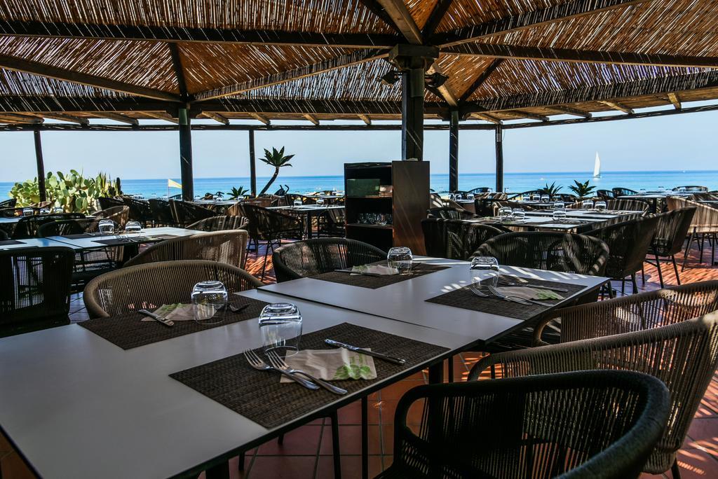 Baia Del Sole Resort Capo Vaticano Extérieur photo