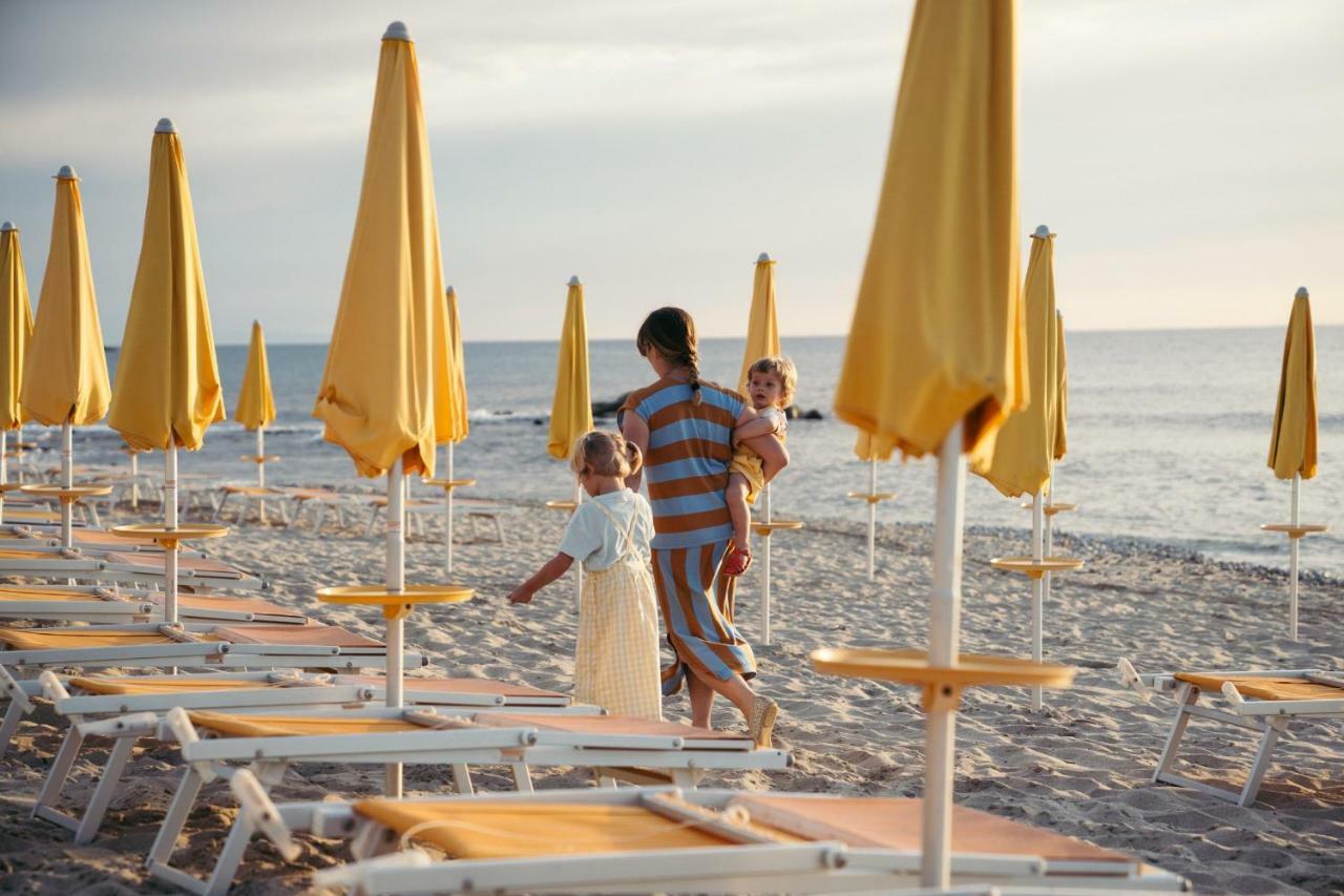 Baia Del Sole Resort Capo Vaticano Extérieur photo